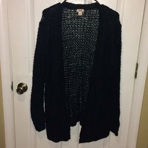 Long sleeve cardigan sweater with pockets